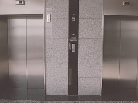 電梯控製技術的應用
