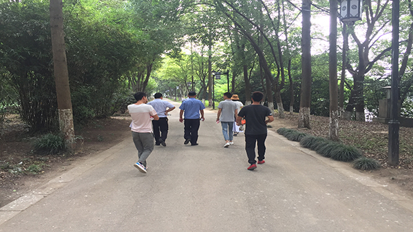 蜜桃AV网址大全確認顯示屏