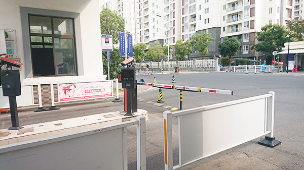 蜜桃AV网址大全道閘維修