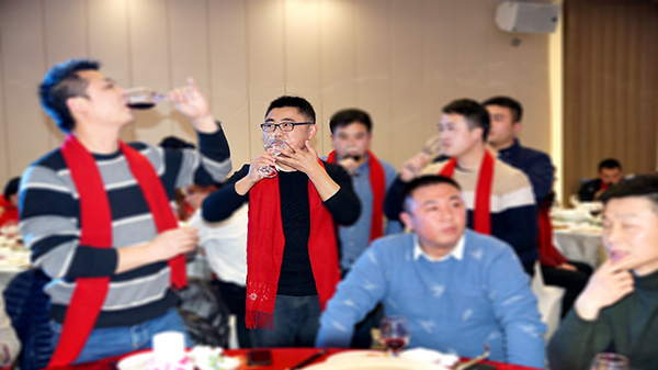 蜜桃AV网址大全設計師